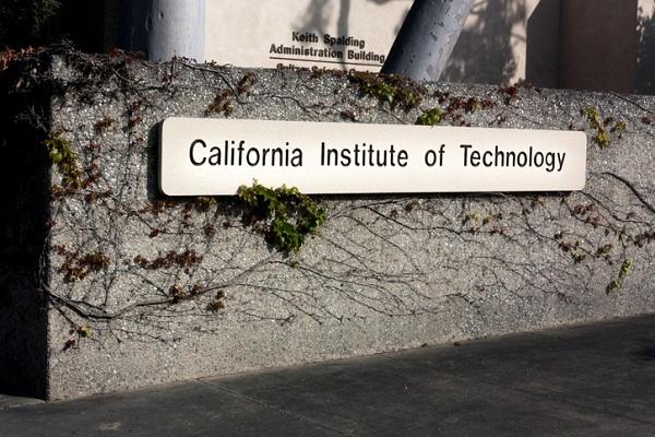 الدراسة في معهد كاليفورنيا للتقنية