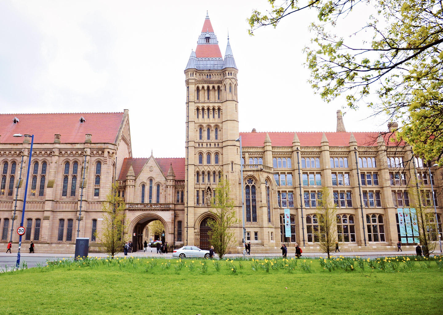 INTO Manchester (The University of Manchester): Fees, Reviews, Rankings,  Courses & Contact info